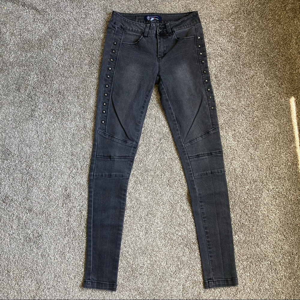 Boom Boom jeans skinny distressed size 5 womens dark wash SKUPB1 midrise studded